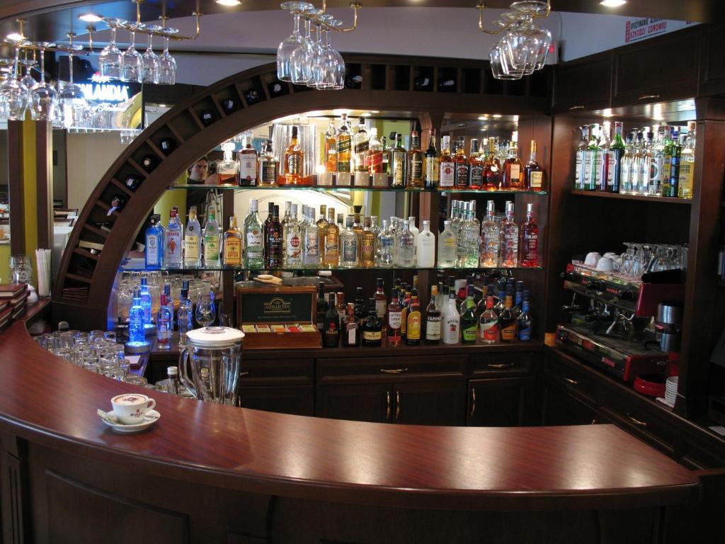 Hotel San Remo Zgierz Extérieur photo
