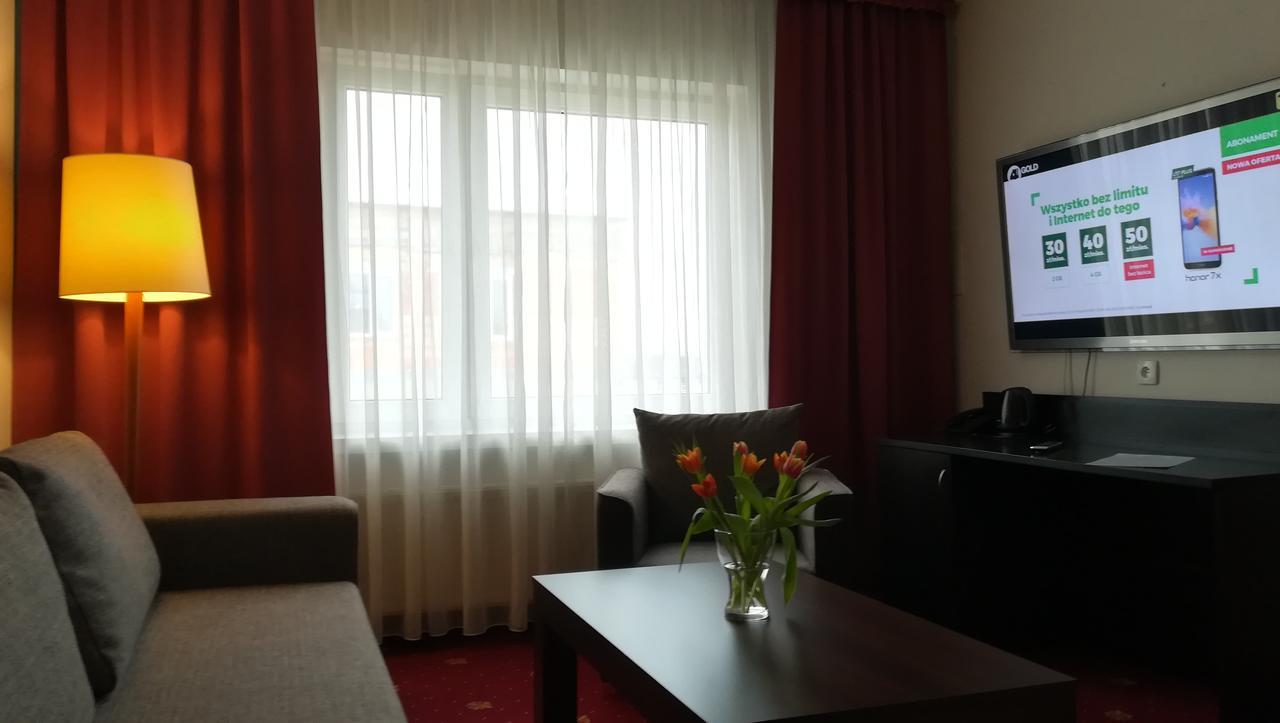 Hotel San Remo Zgierz Extérieur photo